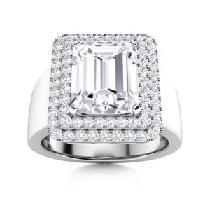 Exceptionally elegant engagement ring